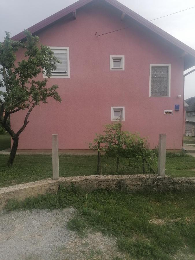 Apartment Jopa Кореница Екстериор снимка